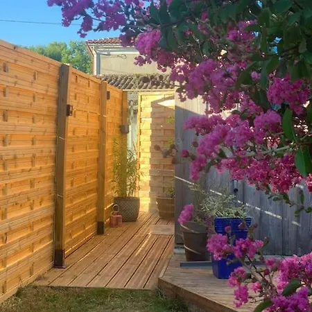 Maison De Vacances Au Coeur Des Vignes * Bommes